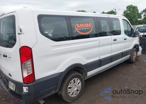 2021 Ford Transit Xlt z USA, uszkodzony, nr VIN 1FBAX2Y82MKA49303